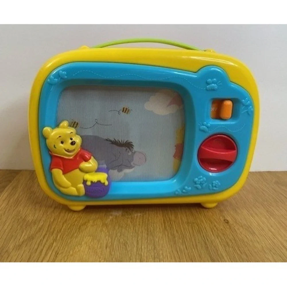 Disney Winnie the Pooh Musical Toy TV Kids One Size Yellow Good Wind Up Music